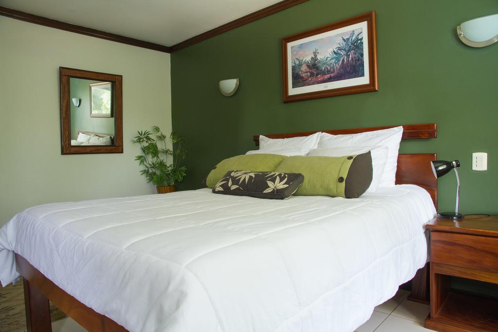 Getaways At Pueblo Real Hotel Quepos Kültér fotó