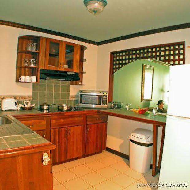Getaways At Pueblo Real Hotel Quepos Kültér fotó
