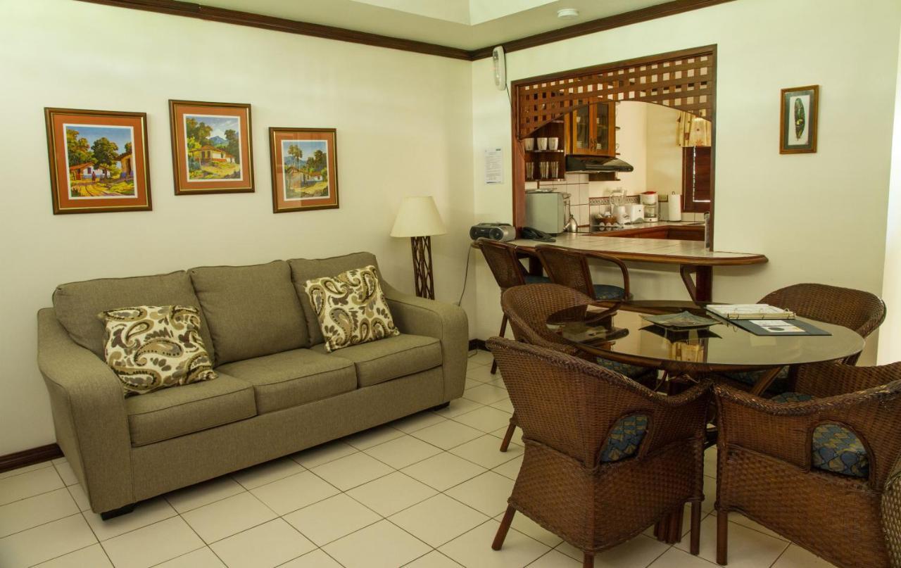 Getaways At Pueblo Real Hotel Quepos Kültér fotó